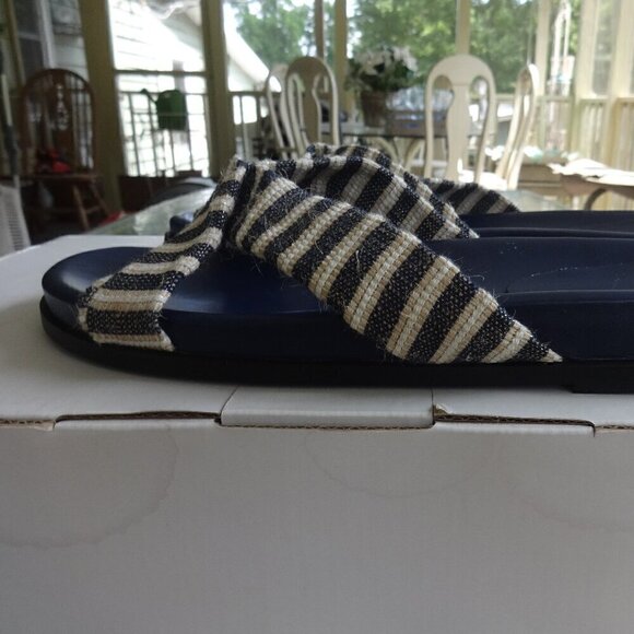 JF women's slide on sandals, size 11, blue /cream /white cloth top strap, cushy - Picture 4 of 10